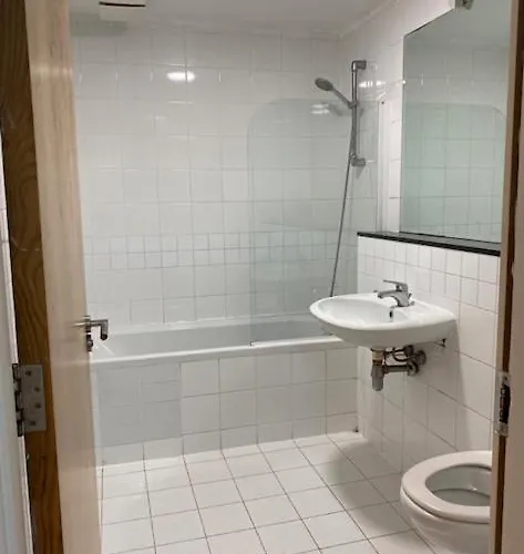 Dublin 24 Apartment *